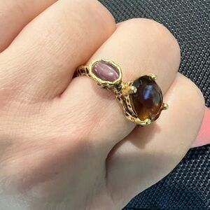 Vintage Crown Trifari hammered 2 stone ring, smoky quartz/moon stone quartz sz 7